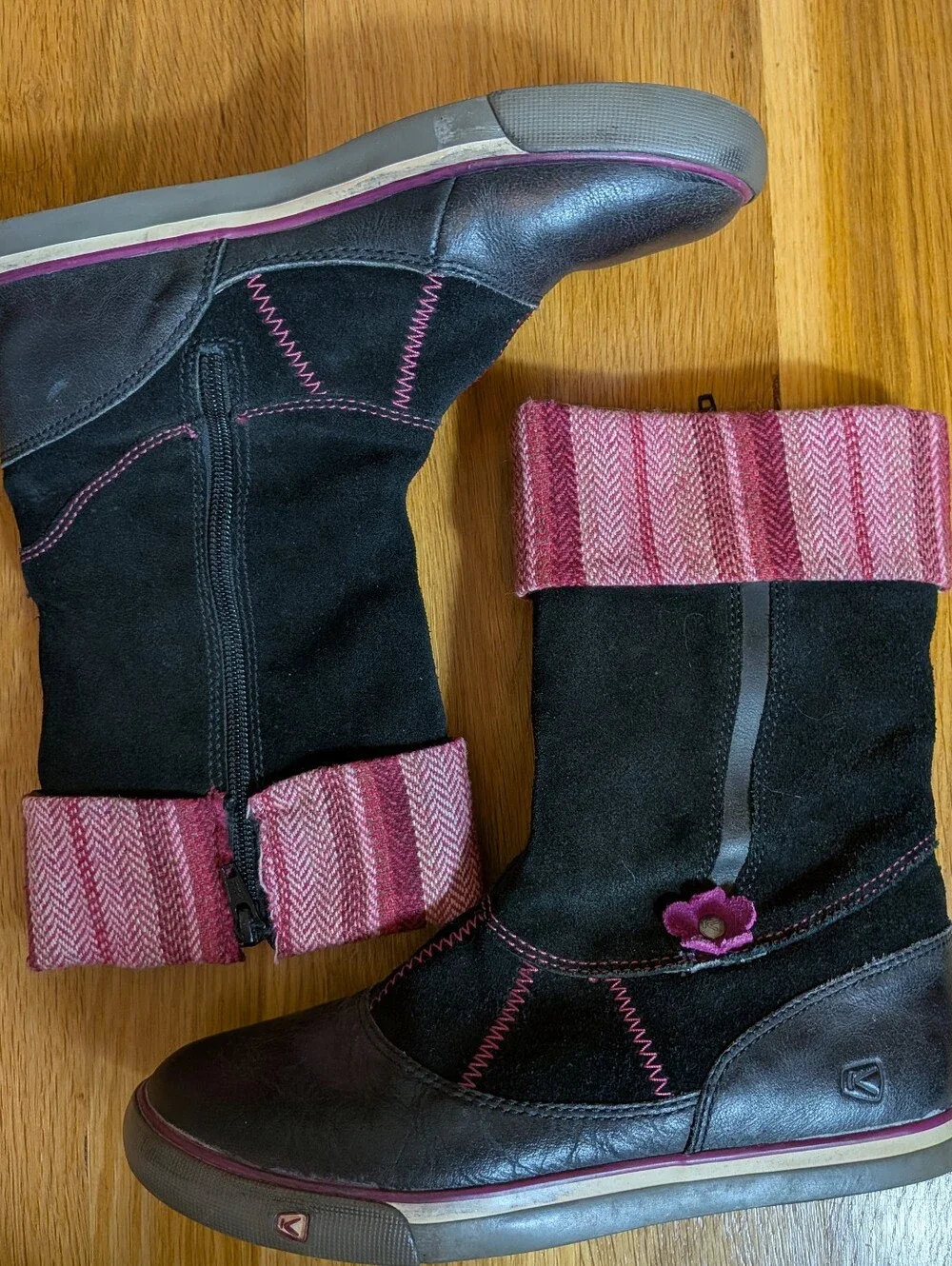 Keen Magalia Girls Black and Pink Suede Mid-Calf Boots with Fold-Over Cuff